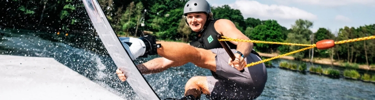 ウェイクボード