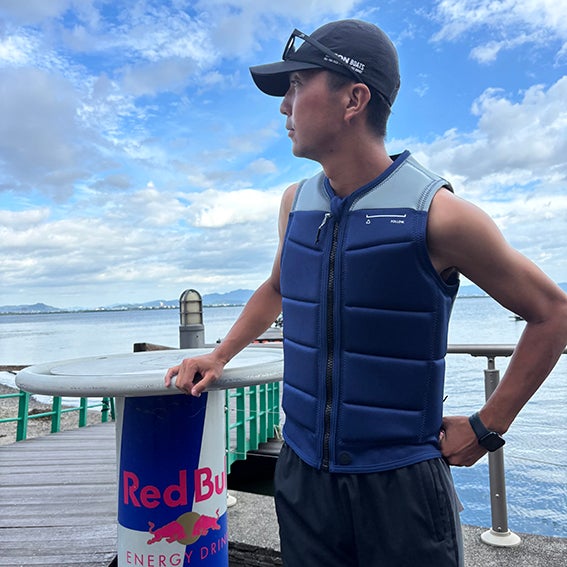 新品未使用⭐︎FOLLOW ライフジャケット ウェイクサーフィン　ウェイクボード Follow | WAKESTYLE CO.