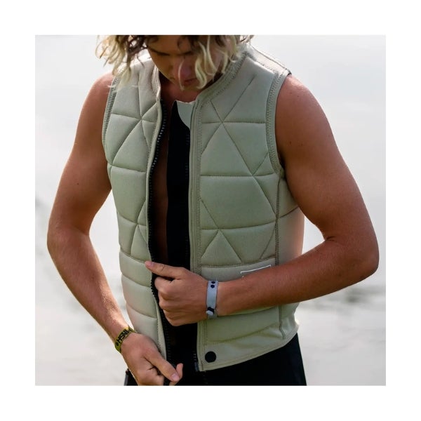 インパクトベスト FOLLOW LOVE NOR MONEY（KHAKI）